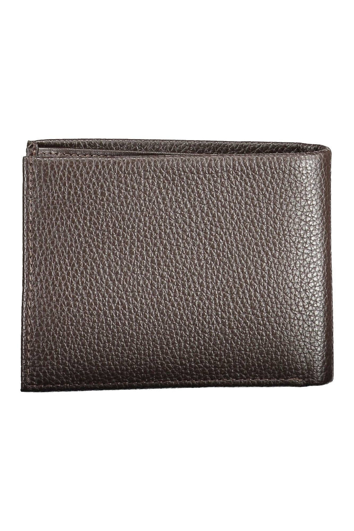 Calvin Klein Elegant Leather RFID-Blocking Wallet