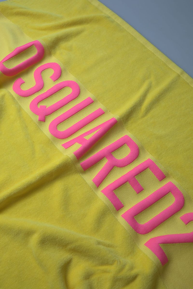 Dsquared² – Strandtuch mit Logo in Sonnengelb
