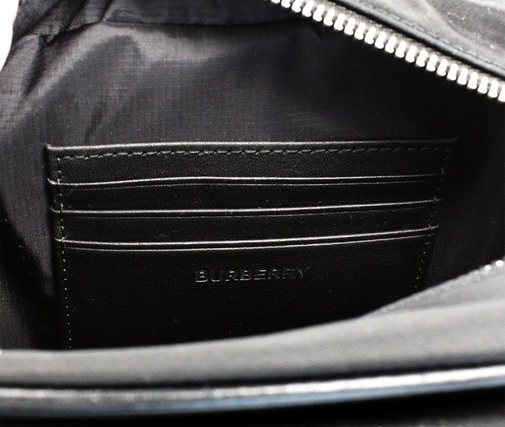 Burberry – Paddy – Kleine Gürteltasche aus schwarzem Nylon mit Logo