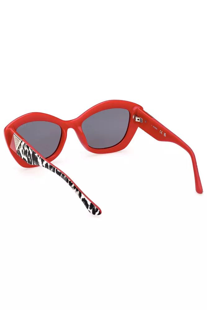 Guess Jeans – Schicke Sonnenbrille in Tropfenform mit schwarzen Gläsern
